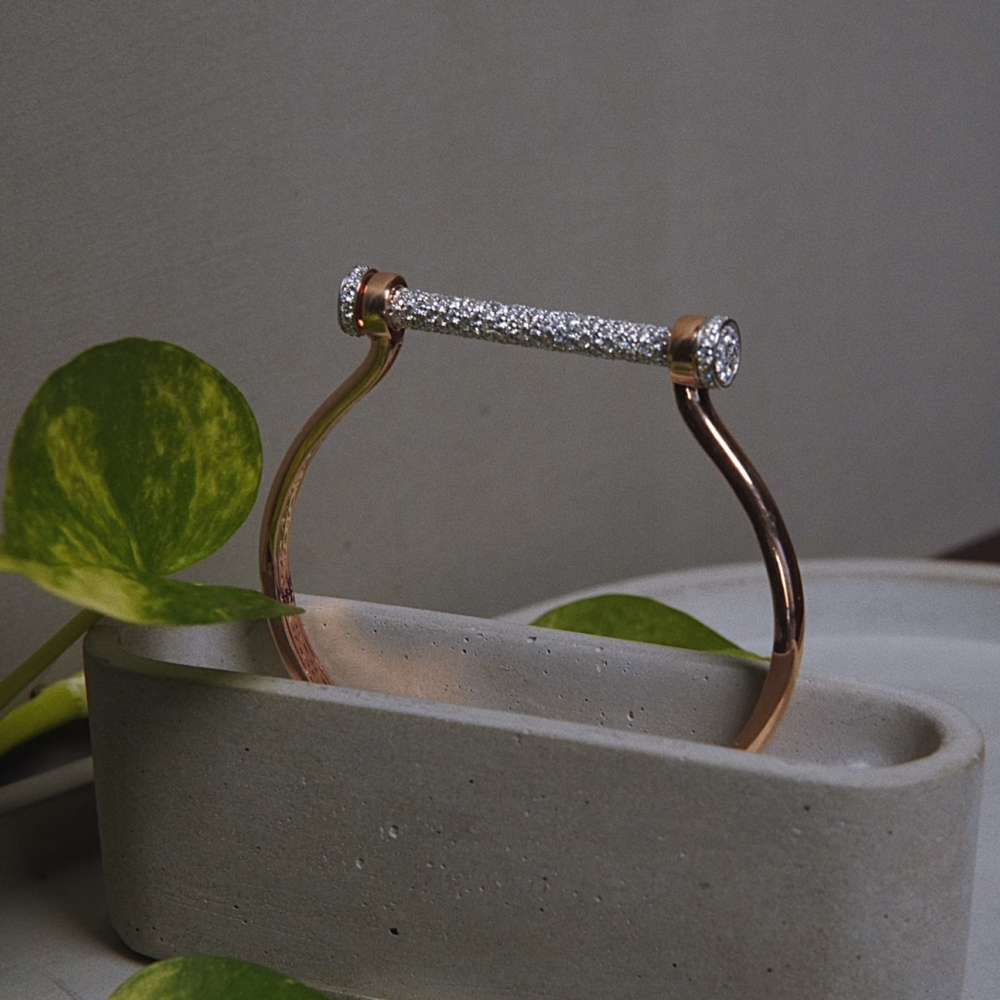 The Beam Bracelet